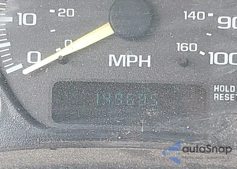 2000 Chevrolet Silverado 1500 z USA, uszkodzony, nr VIN 1GCEC14W0YZ292676